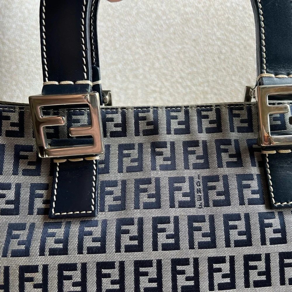 Fendi handbag second hand - Picture 8 of 13